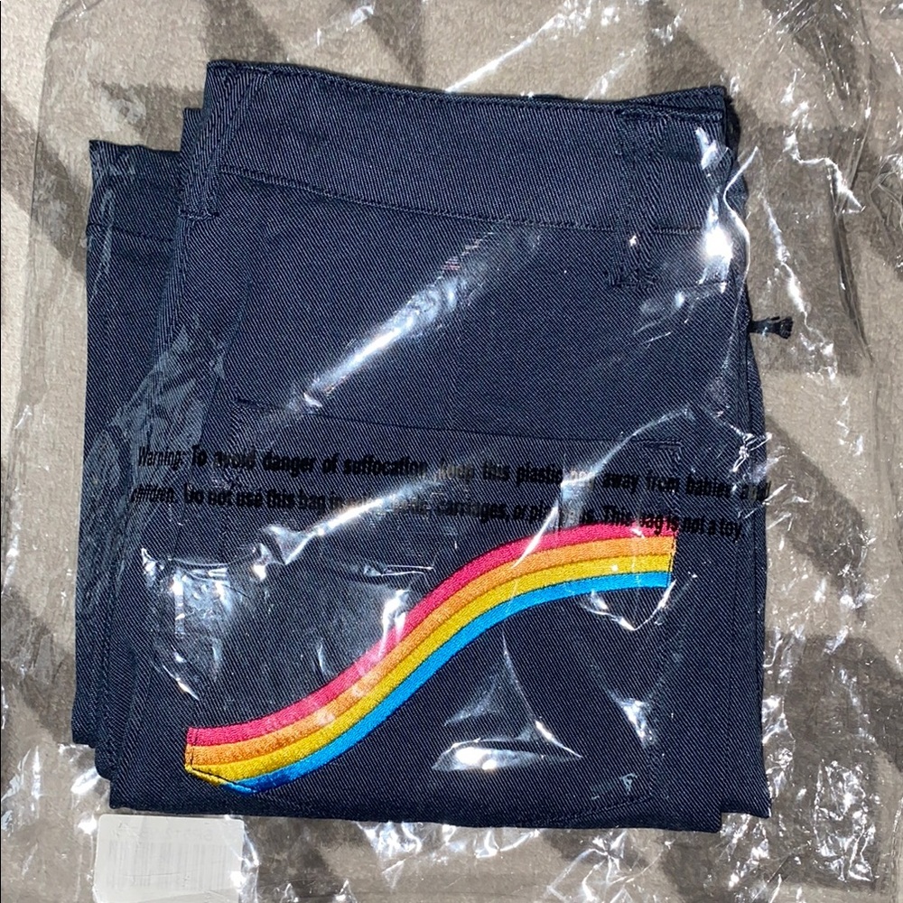Unique Vintage Denim & Rainbow Pocket Capris - Picture 6 of 6